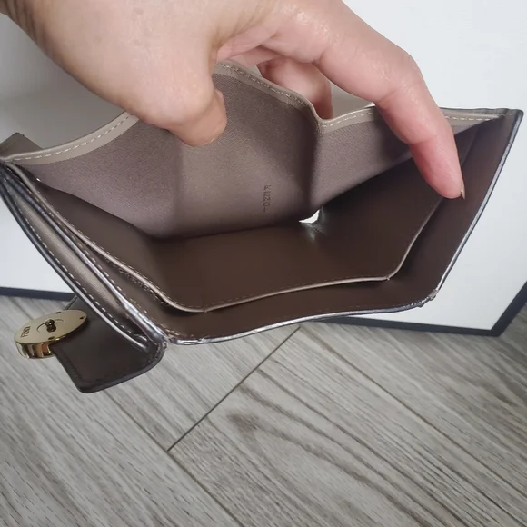 Fendi Small Wallet - Picture 7 of 12